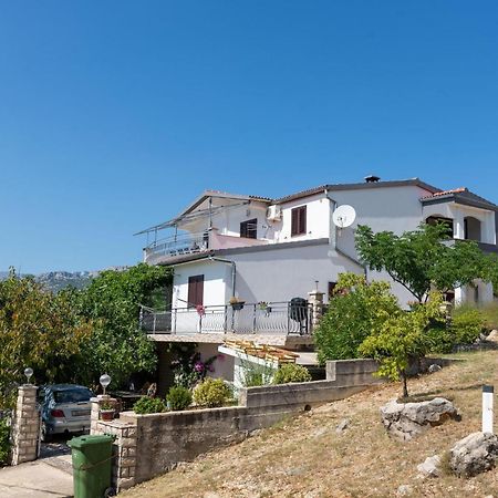 Lovely Apartment In Rovanjska With House Sea View ภายนอก รูปภาพ