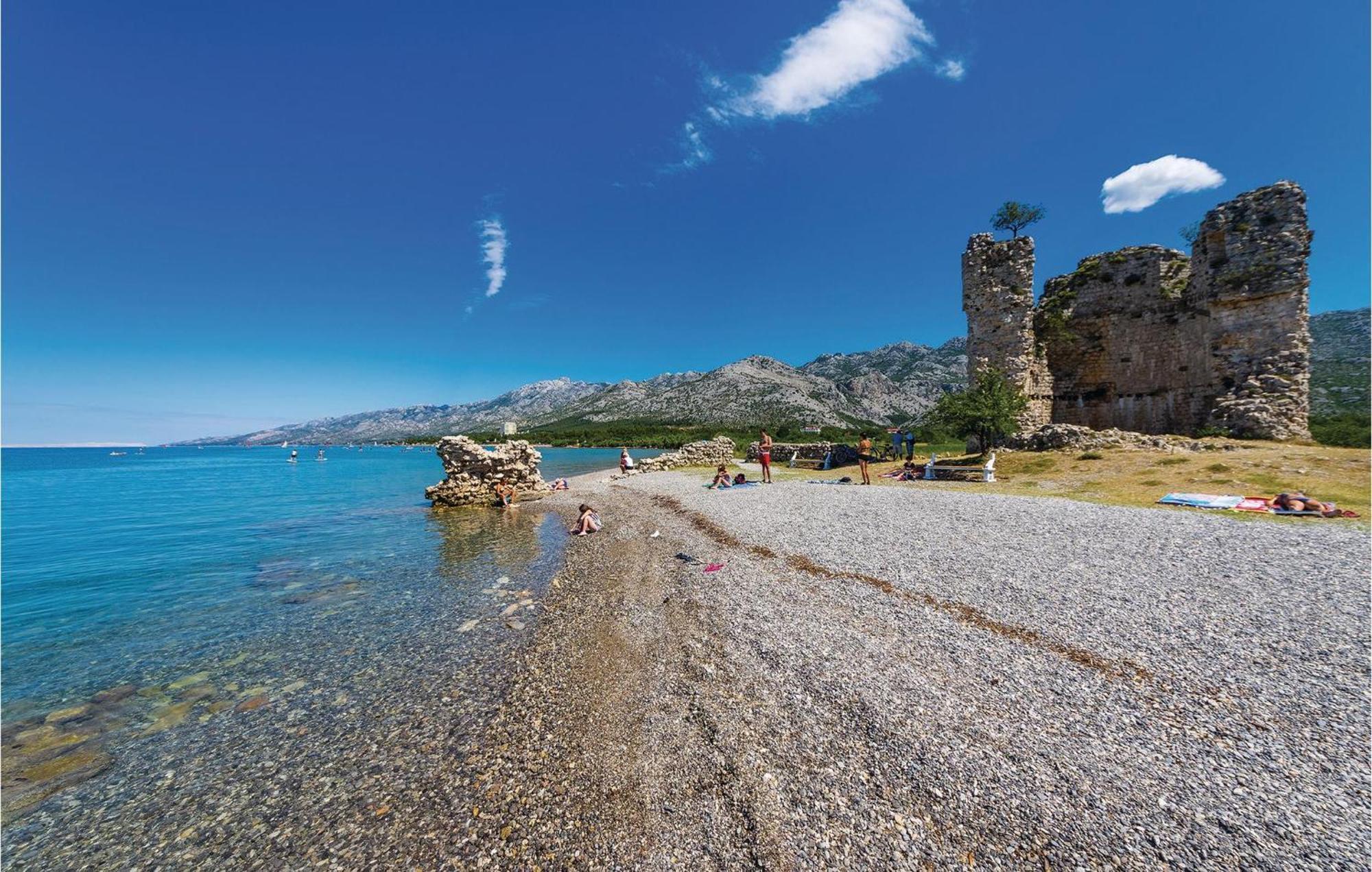 Lovely Apartment In Rovanjska With House Sea View ภายนอก รูปภาพ